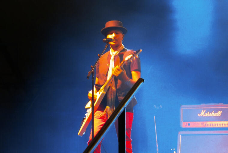 Moni Scaria with Asia Featuring John Payne - Bayside Stadium